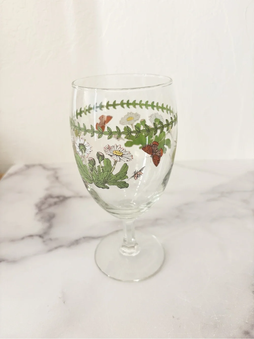 Portmeirion Botanic Garden Botanical & Butterfly Stemmed Glass - Daisy